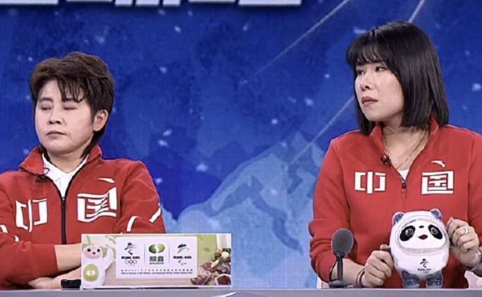 杨若晴合拢了册子：薄利多销，七日，纯转三十两。